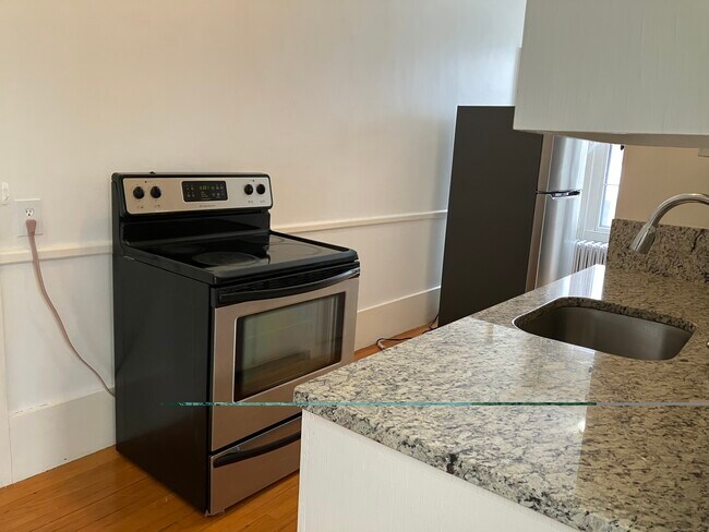 Foto del edificio - 31 Pleasant St