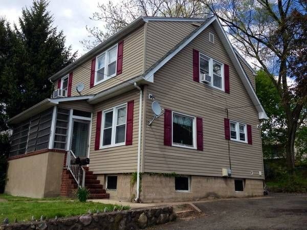 Primary Photo - 286 High Mountain Rd
