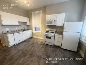 Building Photo - 2209-2211 Jules St