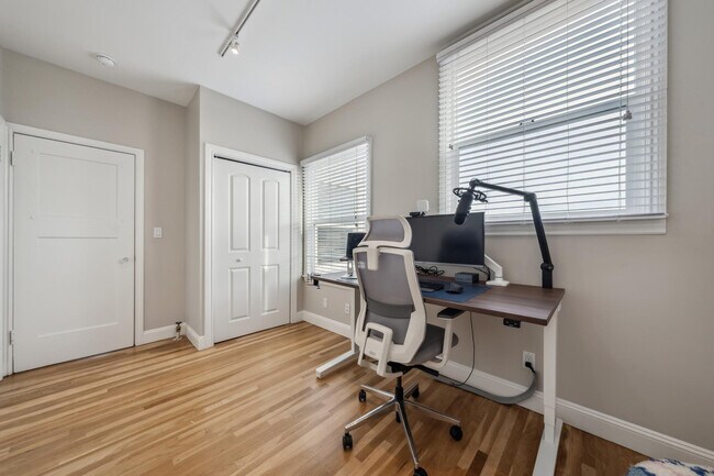 Foto del edificio - 2226 North Point St