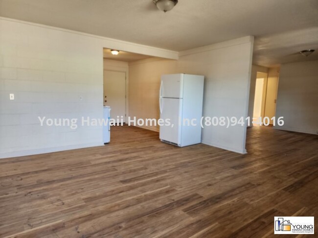 Building Photo - 4 Bed 2 Bath unit with Water included.