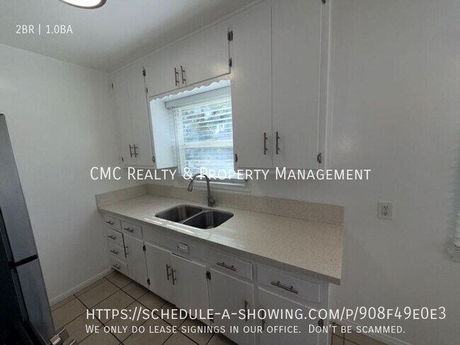 Foto del edificio - 3301 2nd St