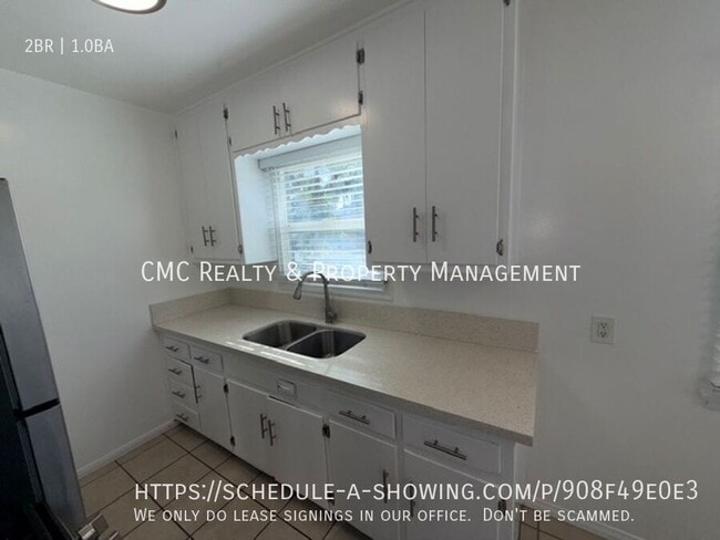 Building Photo - 3301 2nd St