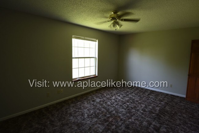 Building Photo - 3214 N 157th Terr Basehor KS 66007
