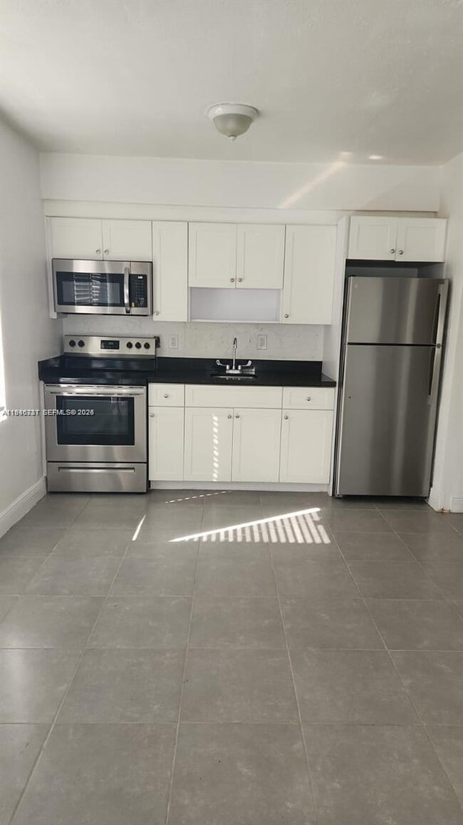 Foto del edificio - 2821 SW 39th Ave