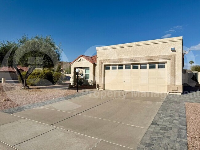 Building Photo - 3902 E White Aster St