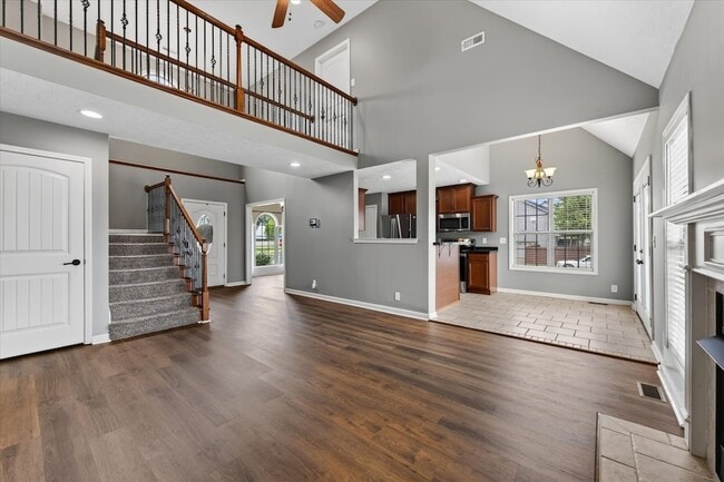 Building Photo - 1484 Apache Way