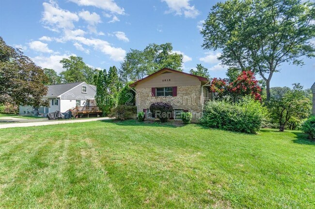 Foto del edificio - 2618 Stirrup Ln