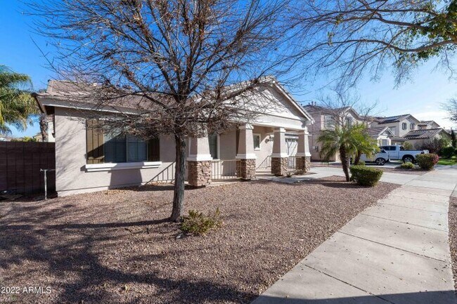 Building Photo - 18866 E Cardinal Way