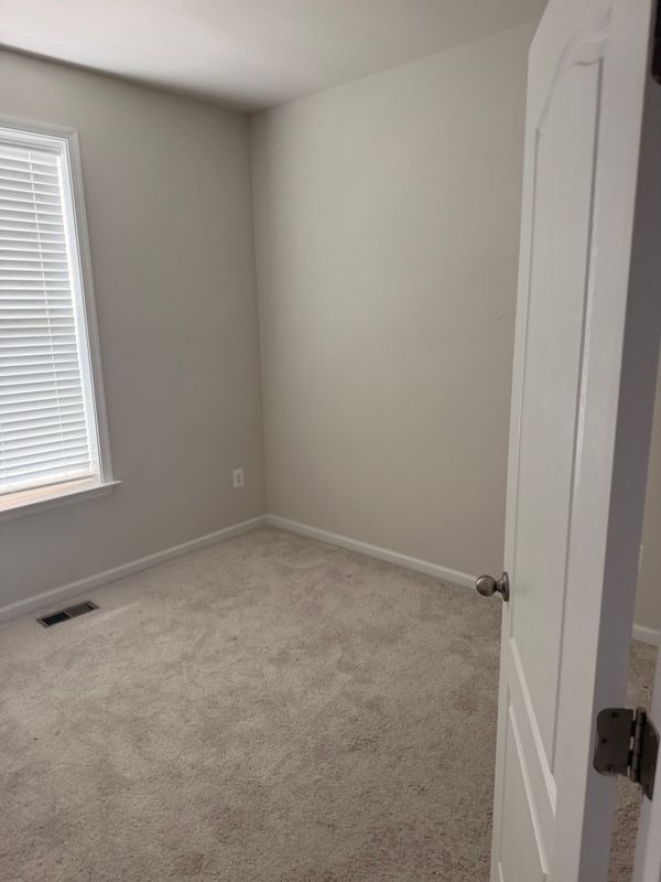 Building Photo - 1011 Flester Ln