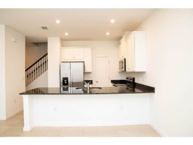 Building Photo - Brand New 3 bed 2.5 bath Townhome