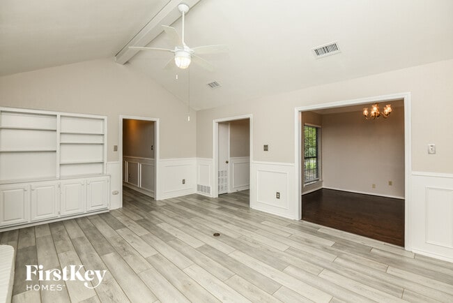 Building Photo - 4405 Grey Dawn Dr