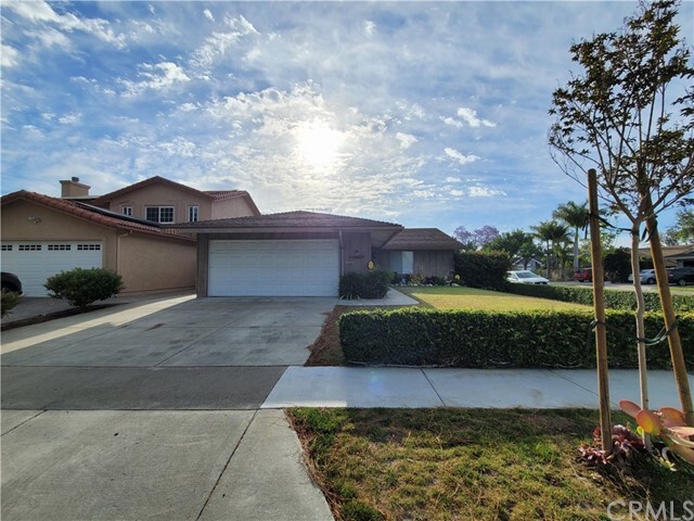Building Photo - 17710 Caliente Pl