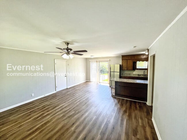 Building Photo - 903 Ramsey Dr