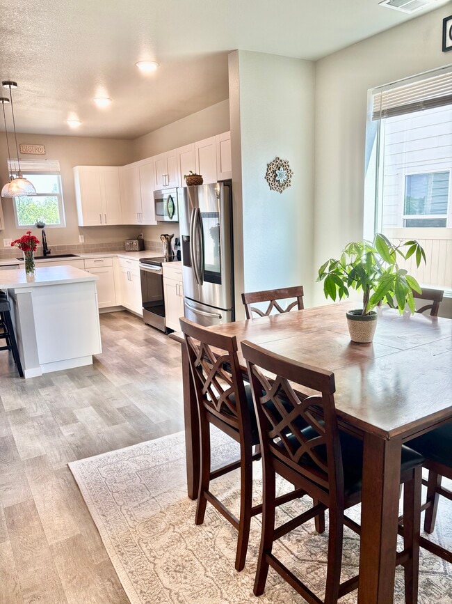 Building Photo - 362 Bozeman Trl
