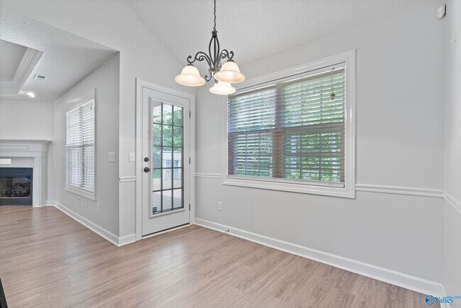 Building Photo - 115 Tahoe Cir