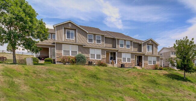 Foto del edificio - Minutes from Military Bases – Well-Maintai...