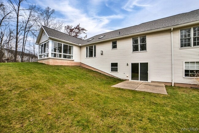 Foto del edificio - 480 Whitehaven Rd