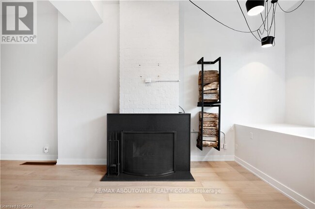 Photo du bâtiment - 676 Richmond St W