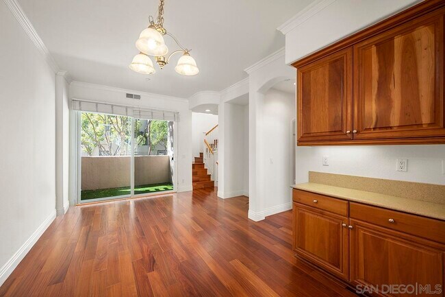 Building Photo - 2976 Escala Cir
