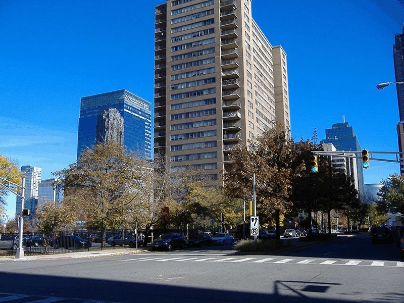 Building Photo - 100 Montgomery St