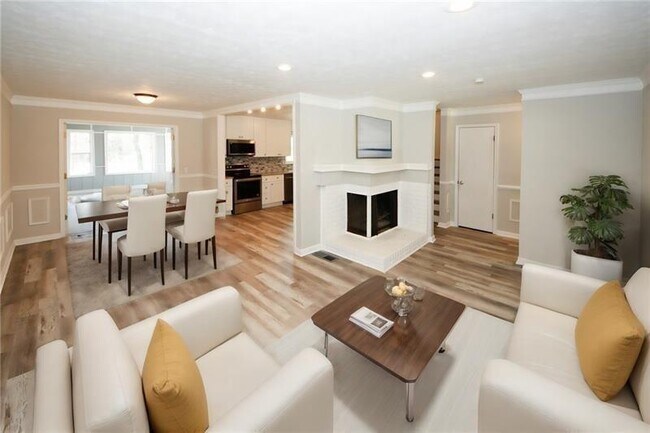 Foto del edificio - 1616 W Kellogg Cir