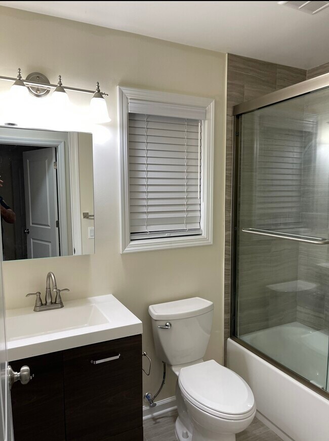 Bathroom - 150 Lawrence St