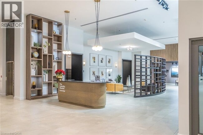 Building Photo - 15 Glebe St