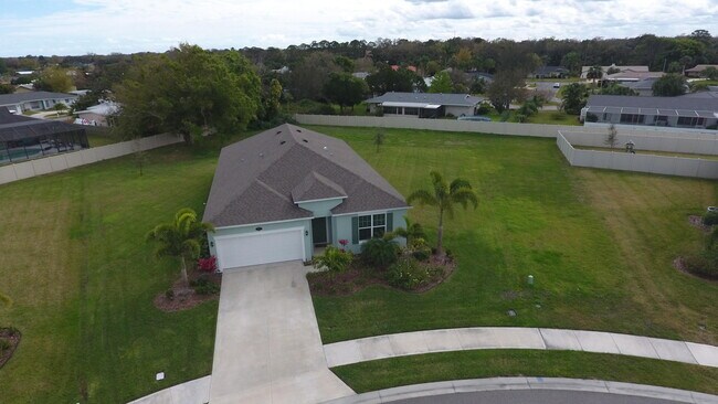 Foto del edificio - 1542 Killian Dr