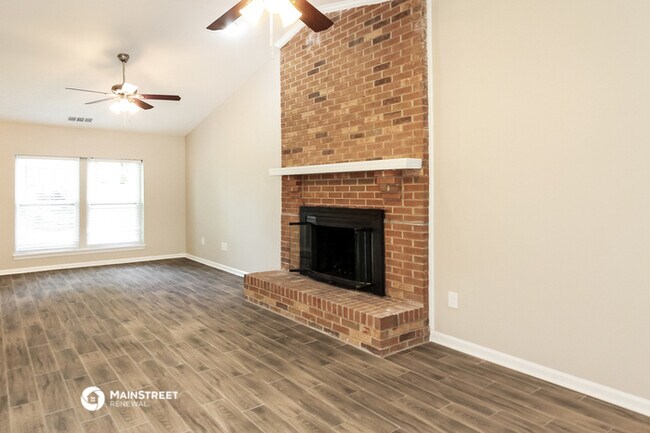 Foto del edificio - 4515 Craigwood Dr