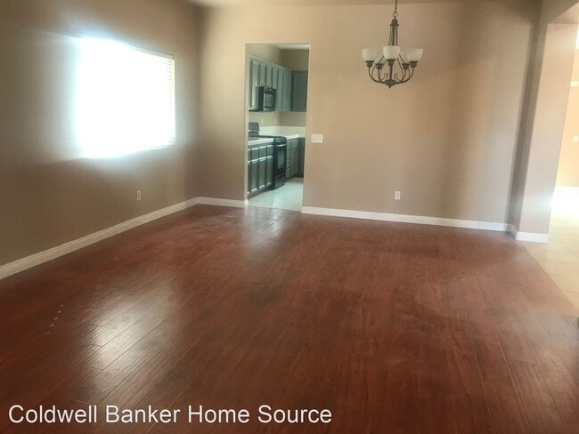 Building Photo - 4 br, 2.5 bath House - 14660 Hondo Dr