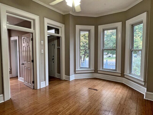 Foto del edificio - 1071 Lipan St