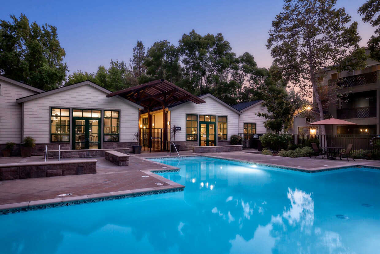 eaves Pleasanton Apartments in Pleasanton, CA