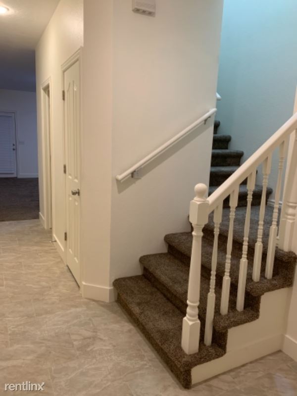 Building Photo - 2260 Cumorah Way
