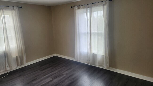 Foto del edificio - 1283 Devon Ave