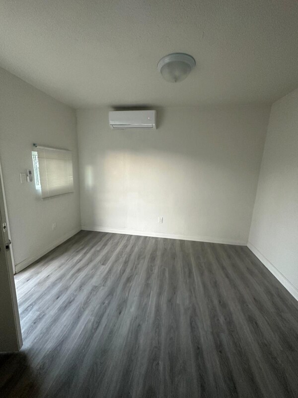 8861 Live Oak Ave, Fontana, CA 92335 House Rental in Fontana, CA