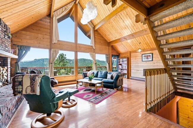 Foto del edificio - 6060 Kilimanjaro Dr