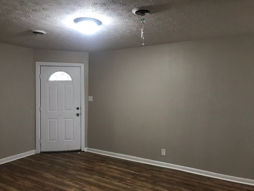 Foto principal - 1722 Coker Ave