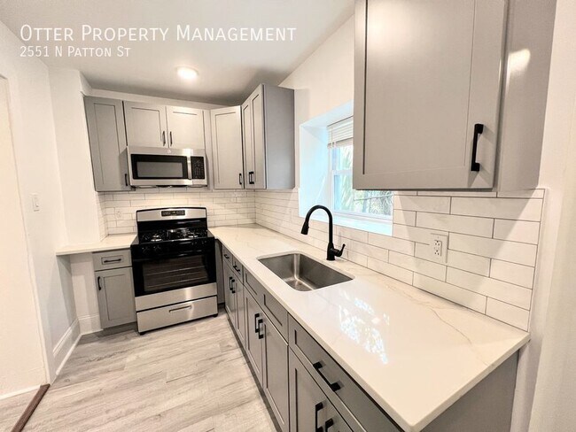 Foto del edificio - 2BR/1.5BA Fresh Renovation with Basement S...