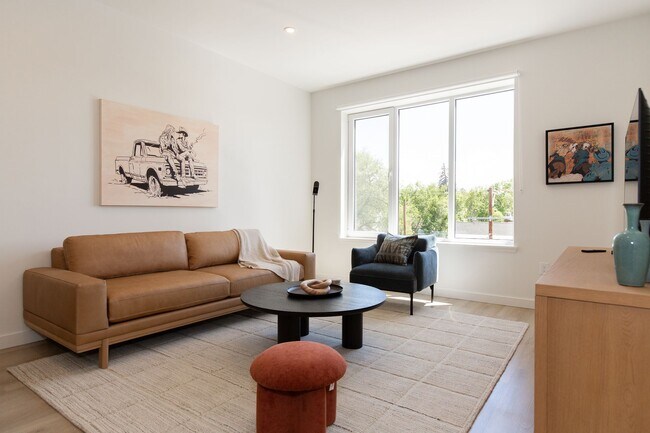 Building Photo - The Cooper