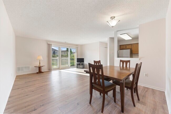 Building Photo - 8115 Tamarron Dr