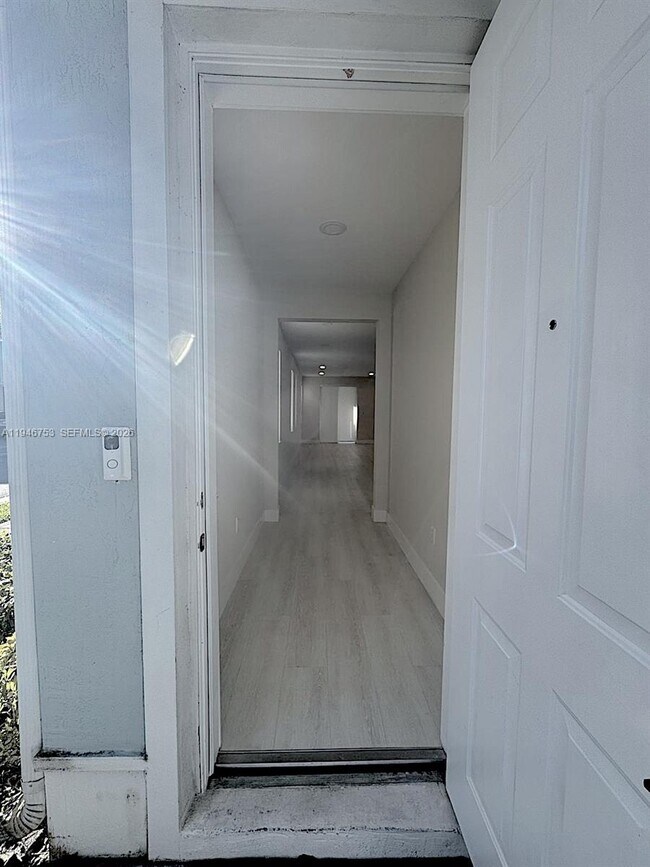 Foto del edificio - 11400 NW 75th Terrace