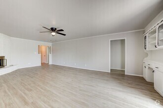 Building Photo - 6930 S 67th Ave E