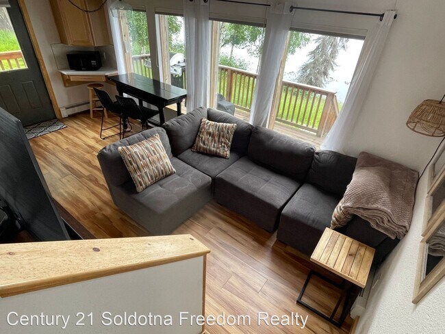 Building Photo - 2 br, 1 bath House - 37088 Conner Road #5