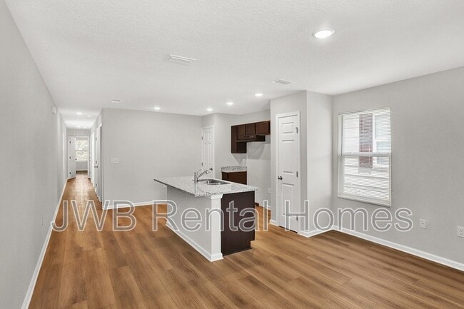 Building Photo - 1224 Weare St
