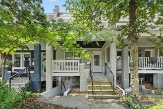 Building Photo - 1273 Oates St NE