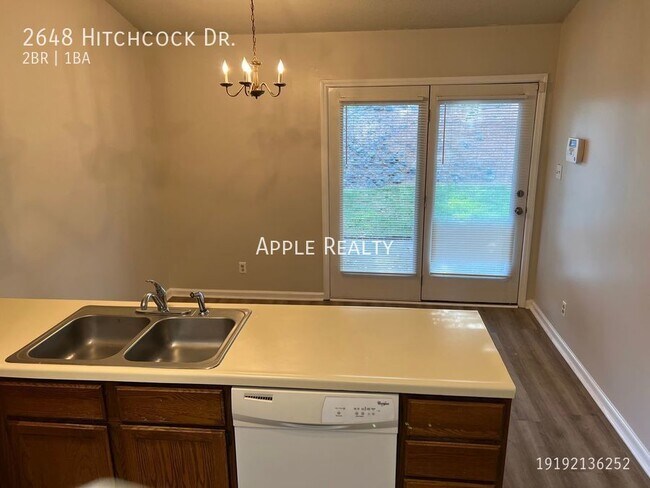 Building Photo - 2648 Hitchcock Dr