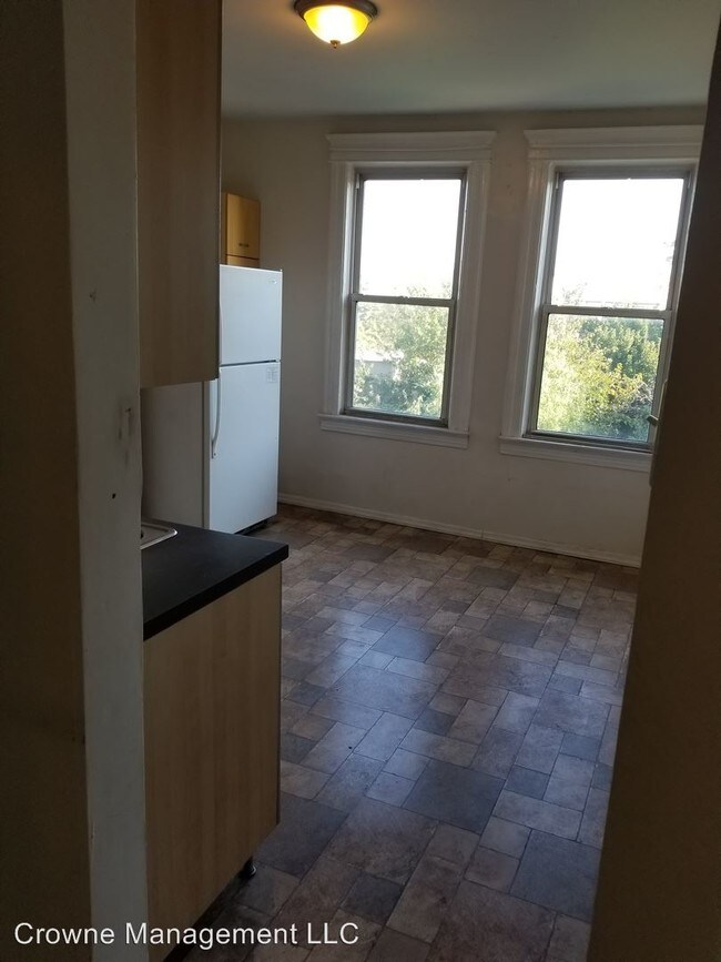 Foto del edificio - 170 Williams Ave