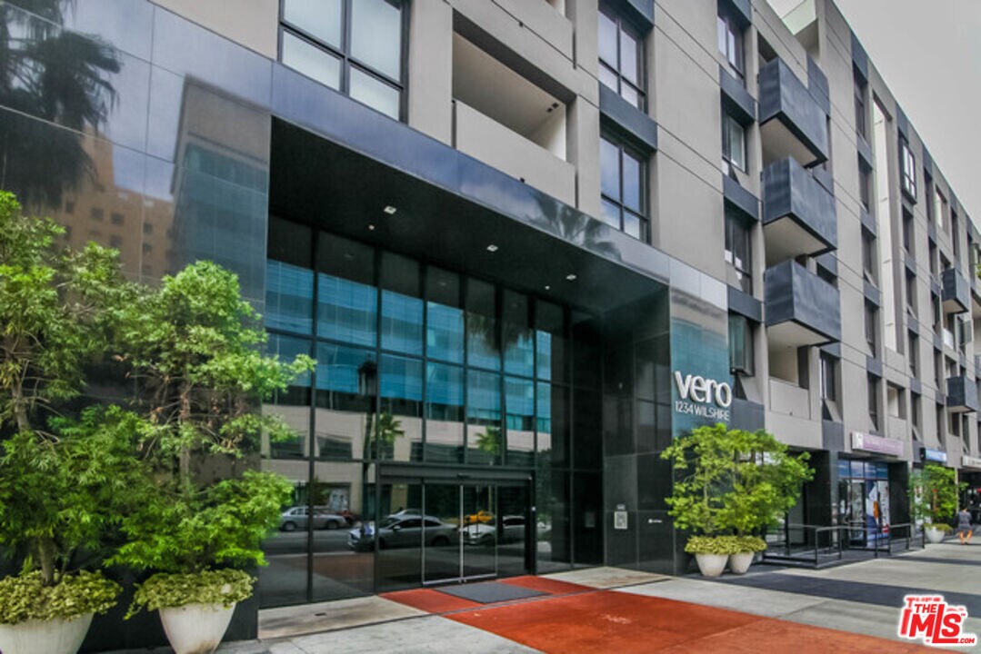 Foto principal - 1234 Wilshire Blvd