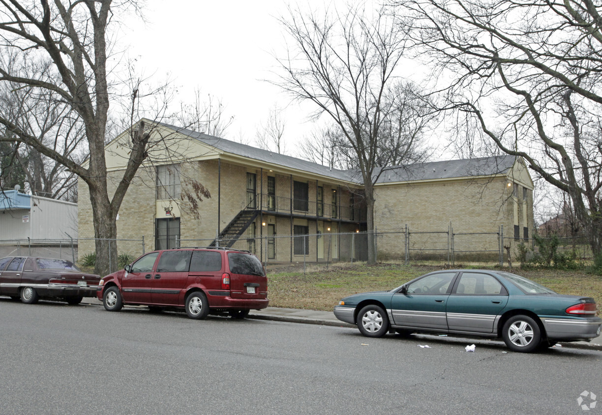 Primary Photo - 967 Porter St